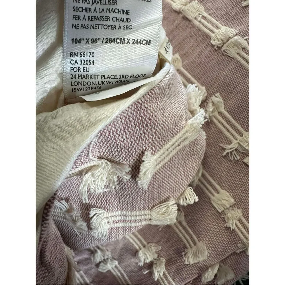 New Anthropologie Textured Mareika Duvet Cover size King
